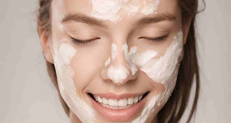 Causes of Dry Skin and How to Treat It